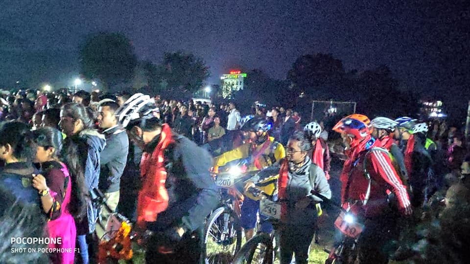 राइड थ्रु सिन्धुलीगढी साईकलयात्री  सिन्धुलीमाढीमा