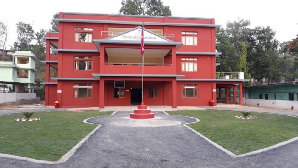 सिन्धुलीमा विप्लवका दुई विद्यार्थी नेताले गरे आ त्मासर्मपण