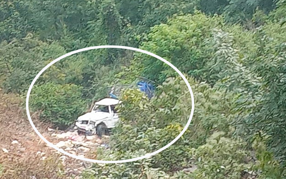 सिन्धुलीमा बुलेरो दुर्घटना एकको मृत्यु